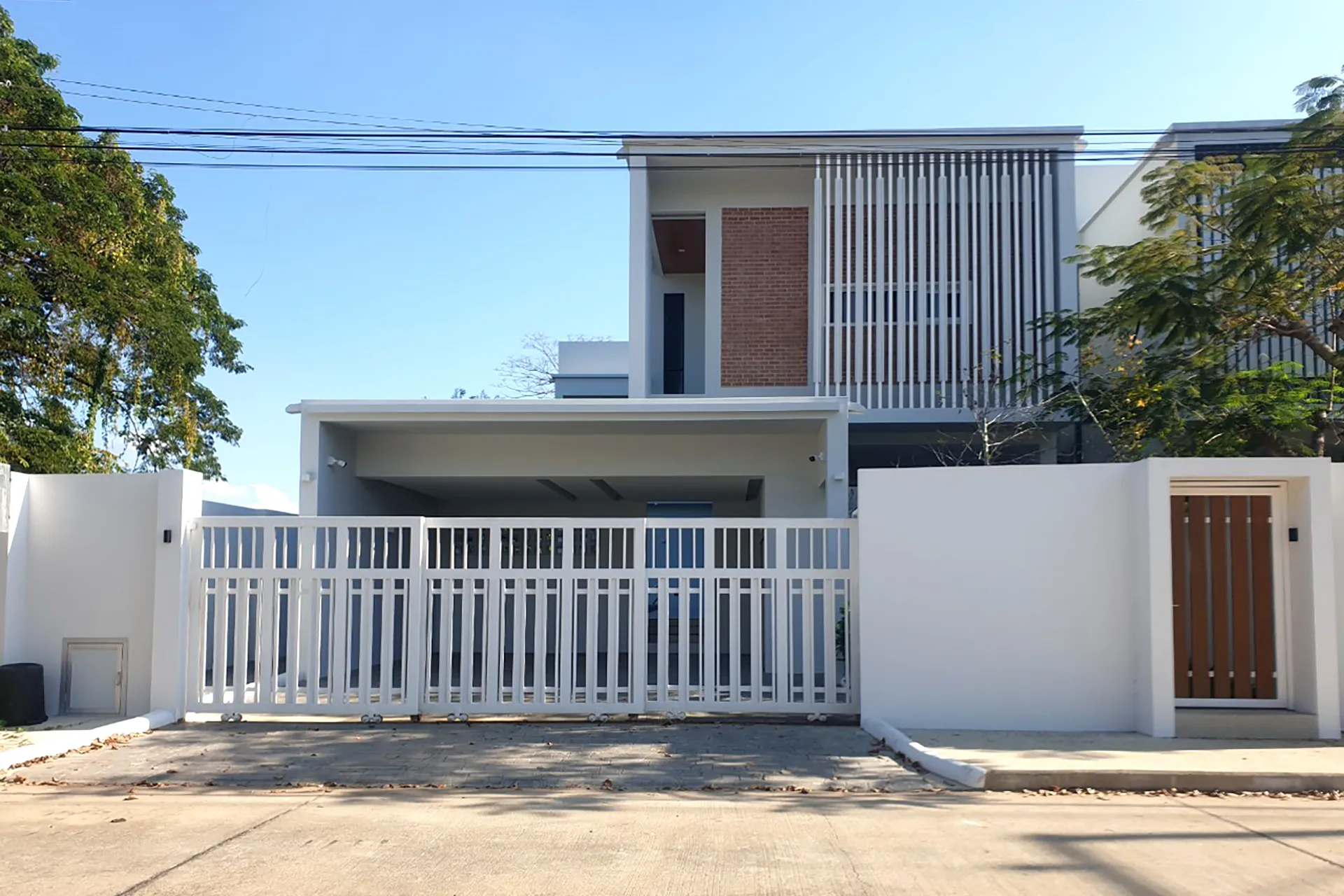 Dream Chiang Mai Family House with Pool for Sale – Modern Hang Dong Gem!