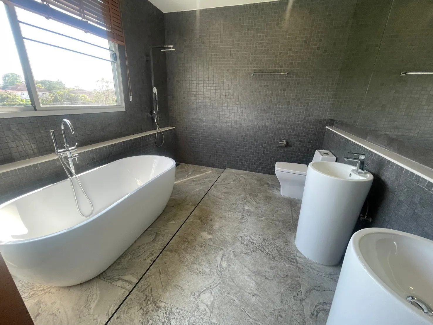 Dream Chiang Mai Family House with Pool for Sale – Modern Hang Dong Gem!