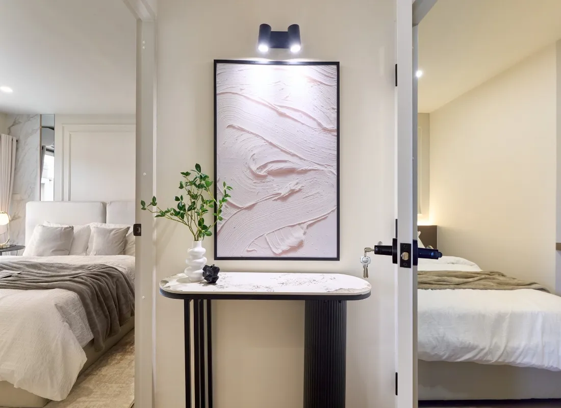 Newly Renovated Condo in Chiang Mai: Prime Location, Unbeatable Value