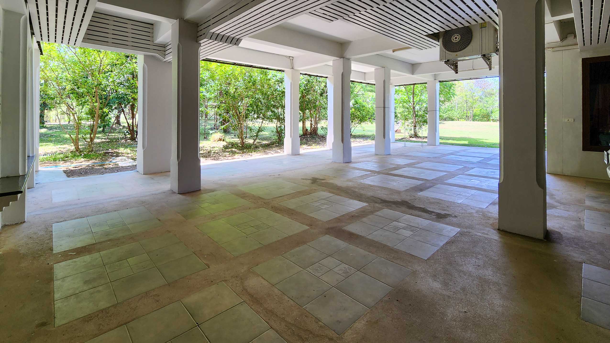 Expansive Luxury Estate on 7 Rai in Tranquil Nam Phrae, Hang Dong