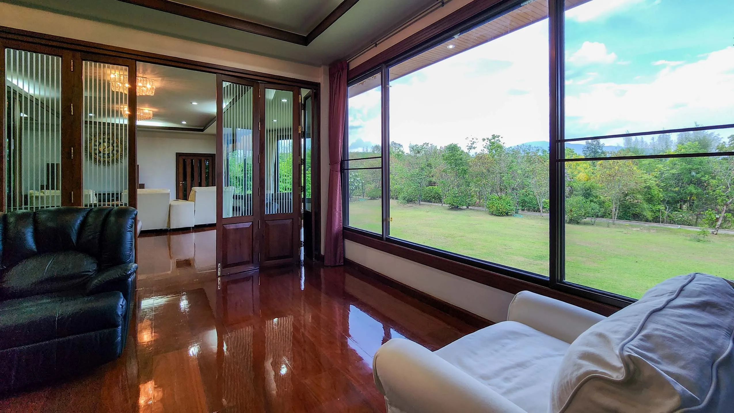 Expansive Luxury Estate on 7 Rai in Tranquil Nam Phrae, Hang Dong