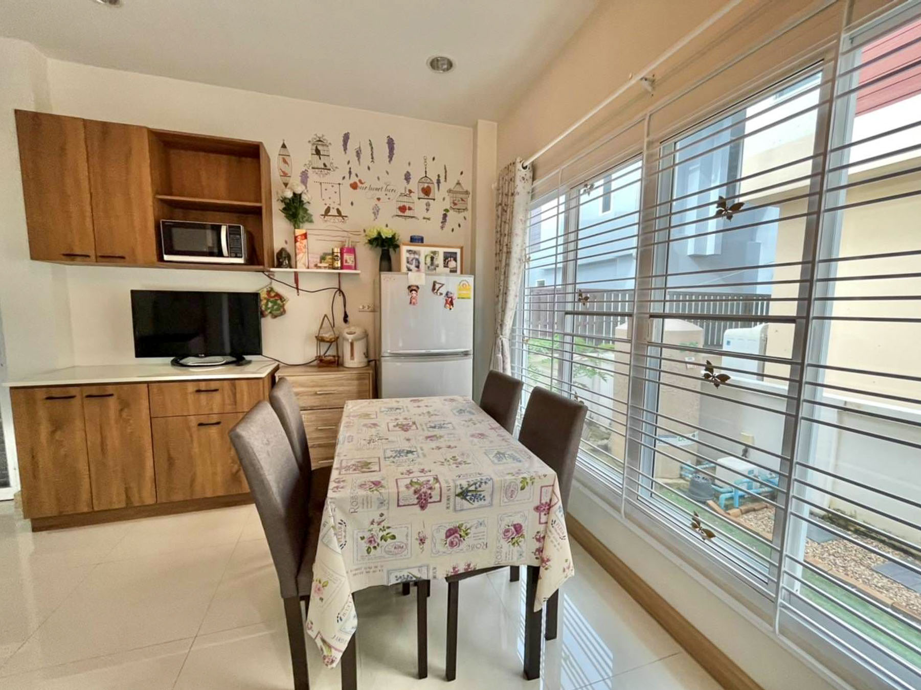 Furnished 3 Bedroom Duplex For Sale With Tenant In San Kamphaeng