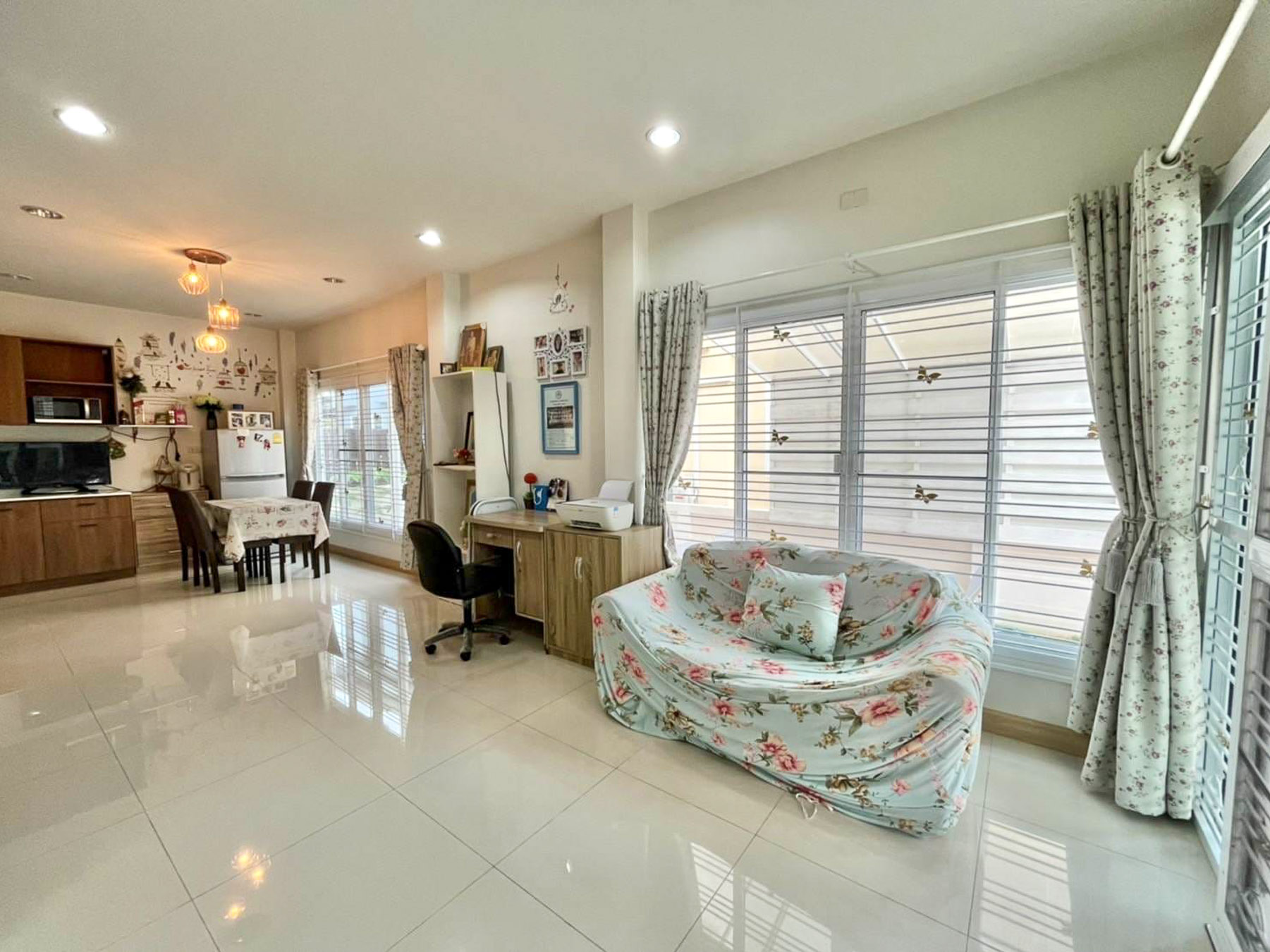 Furnished 3 Bedroom Duplex For Sale With Tenant In San Kamphaeng