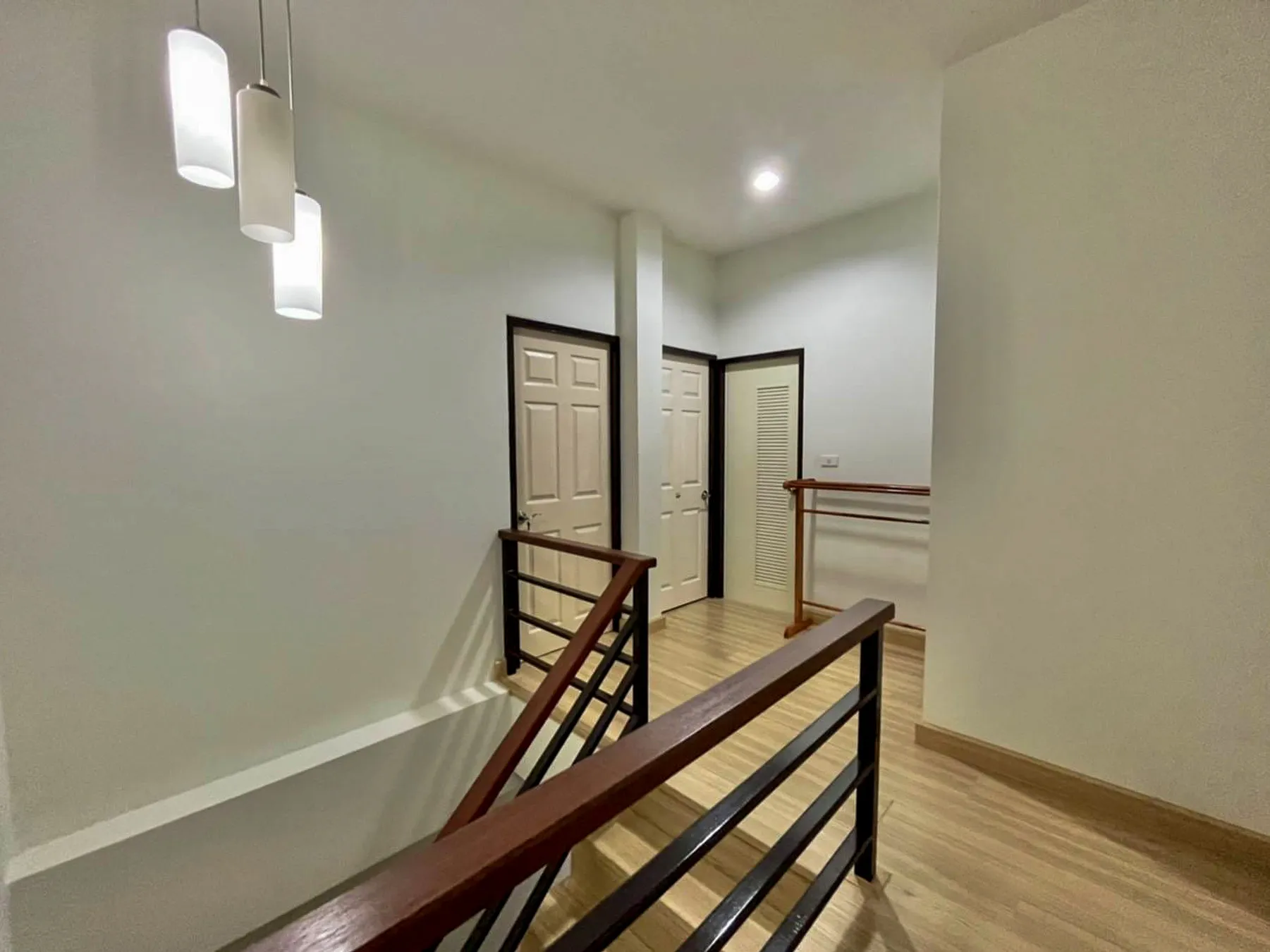 Furnished 3 Bedroom Duplex For Sale With Tenant In San Kamphaeng