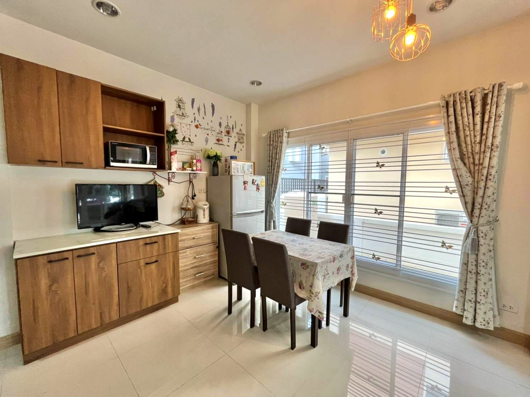 Furnished 3 Bedroom Duplex For Sale With Tenant In San Kamphaeng
