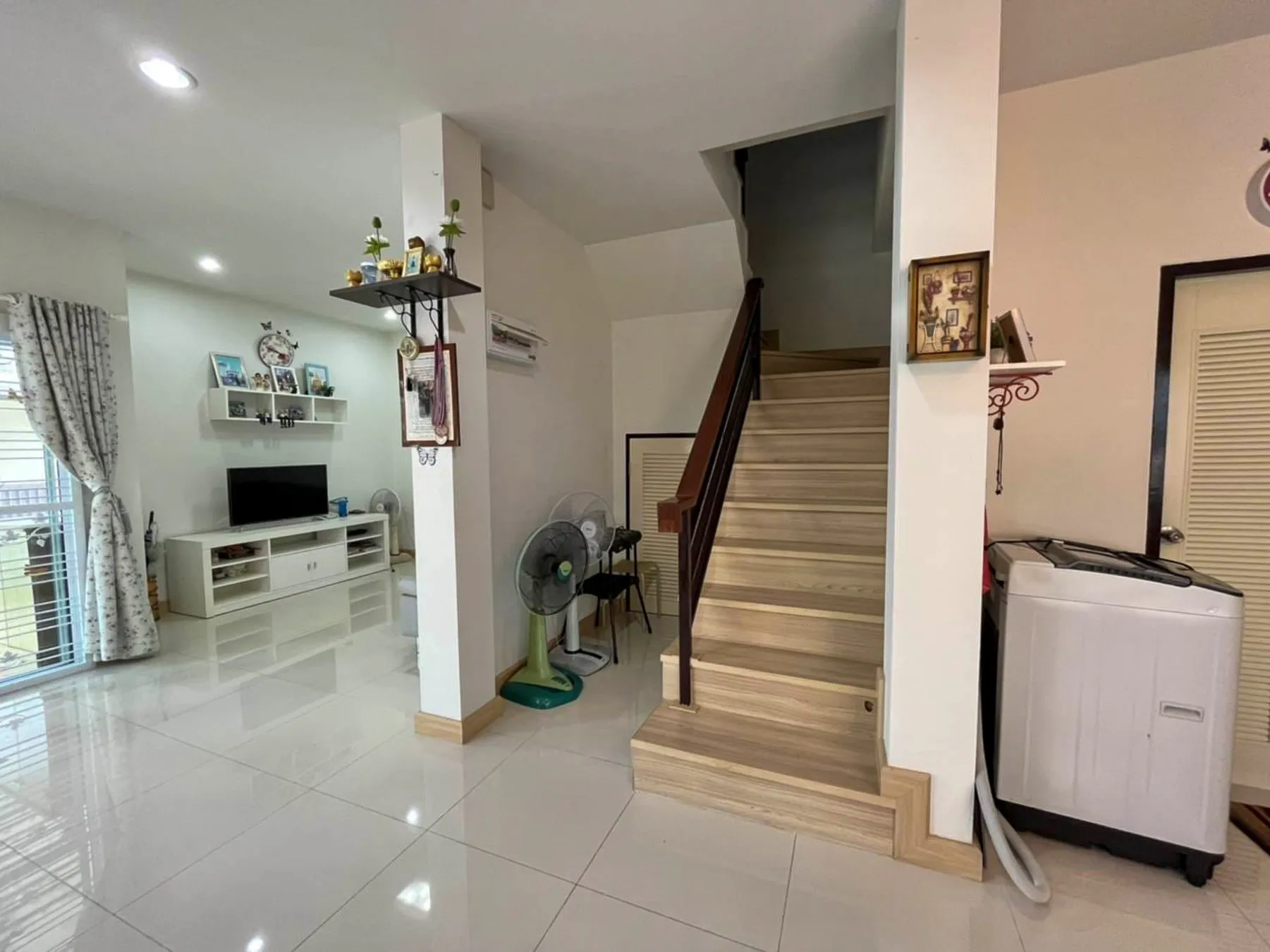 Furnished 3 Bedroom Duplex For Sale With Tenant In San Kamphaeng