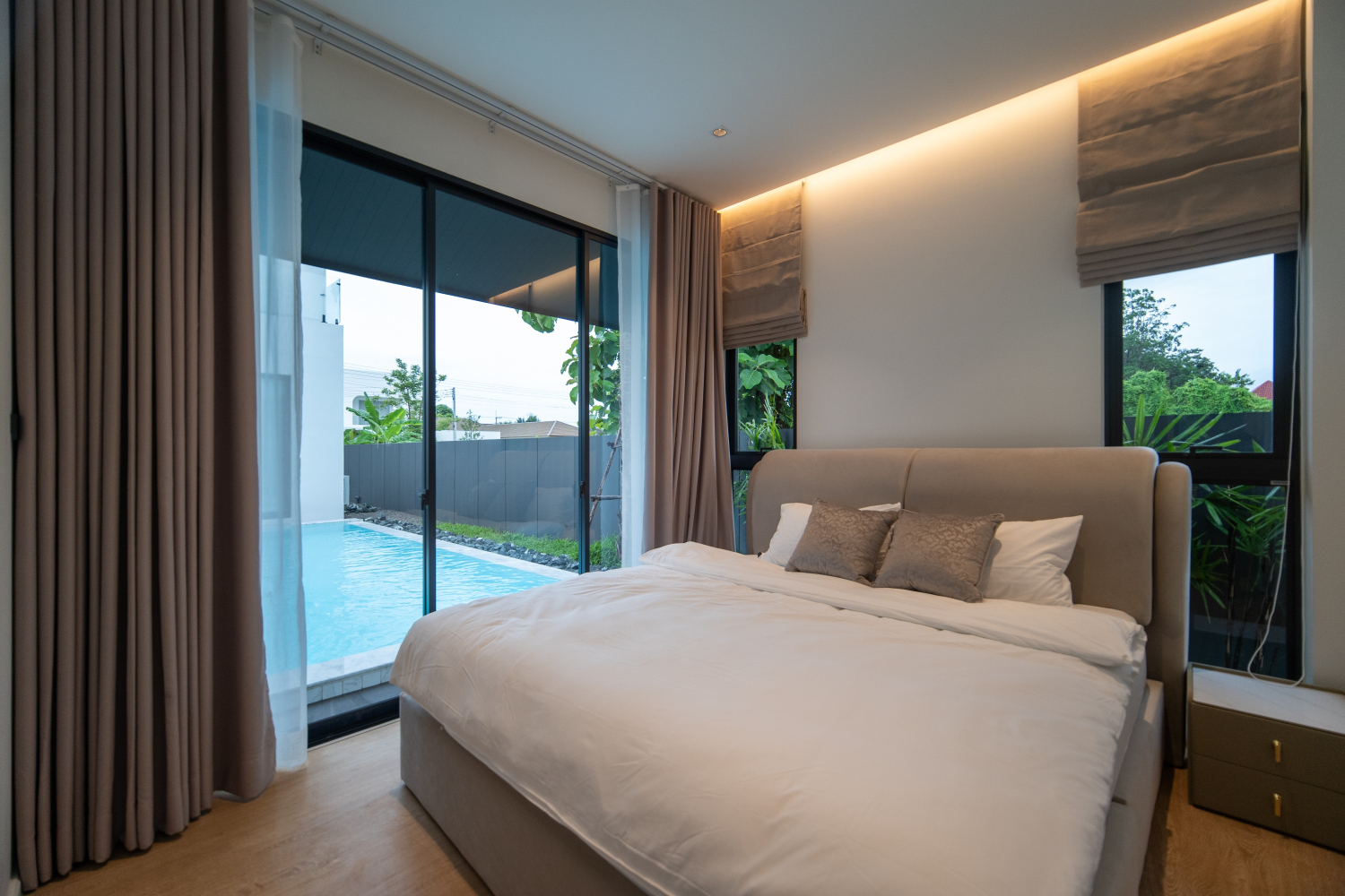 5BR Pool Villa For Sale Hang Dong | Chiang Mai