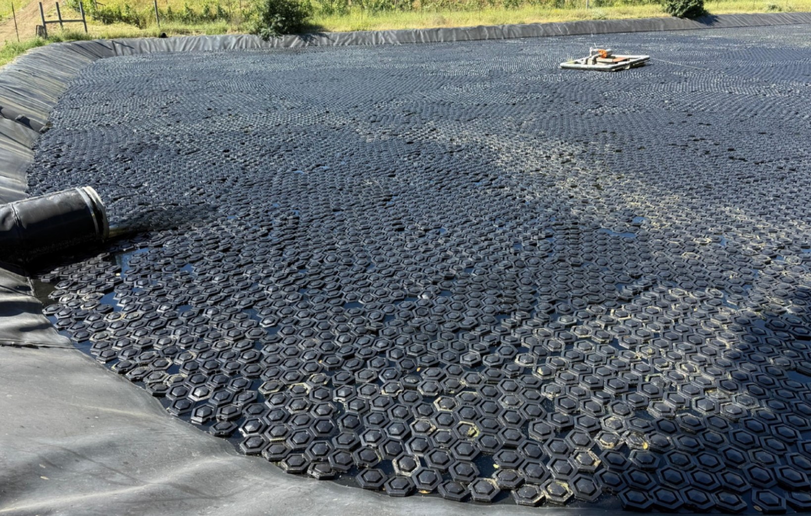 Irrigation reservoir covered with Covex