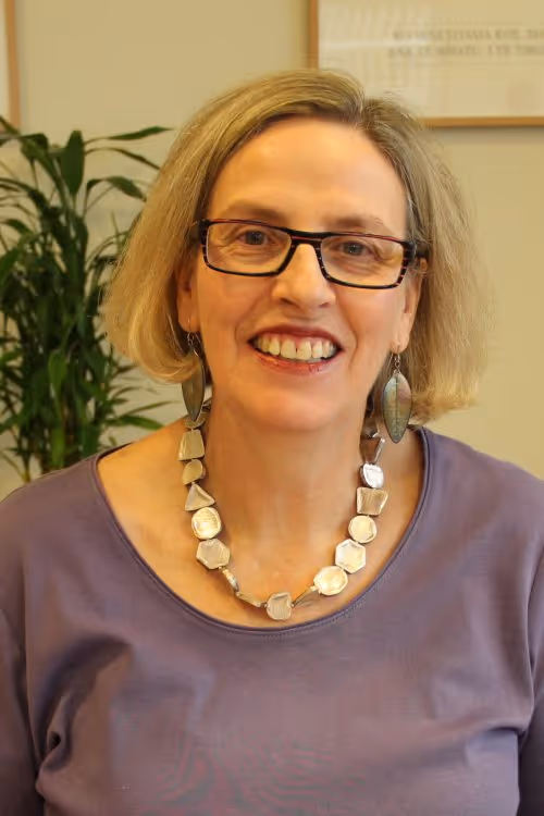 Annette Dixon