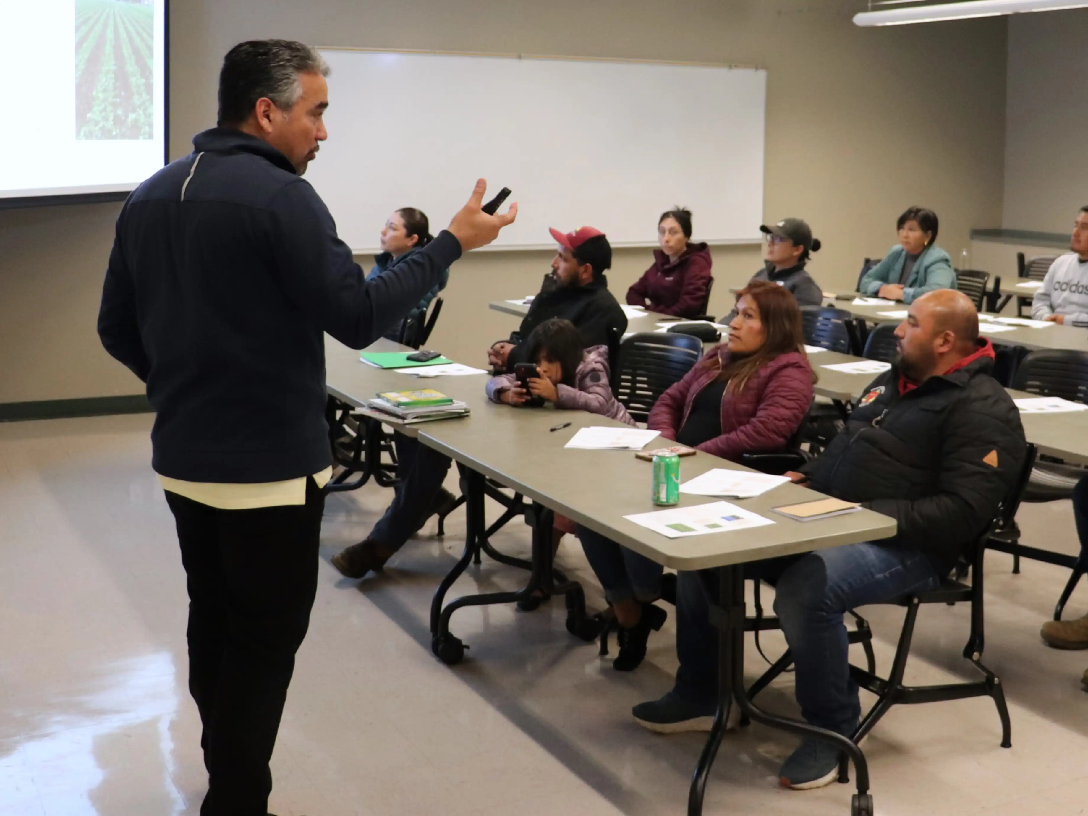 California Farmlink Resilerador instructor teaches in a classroom