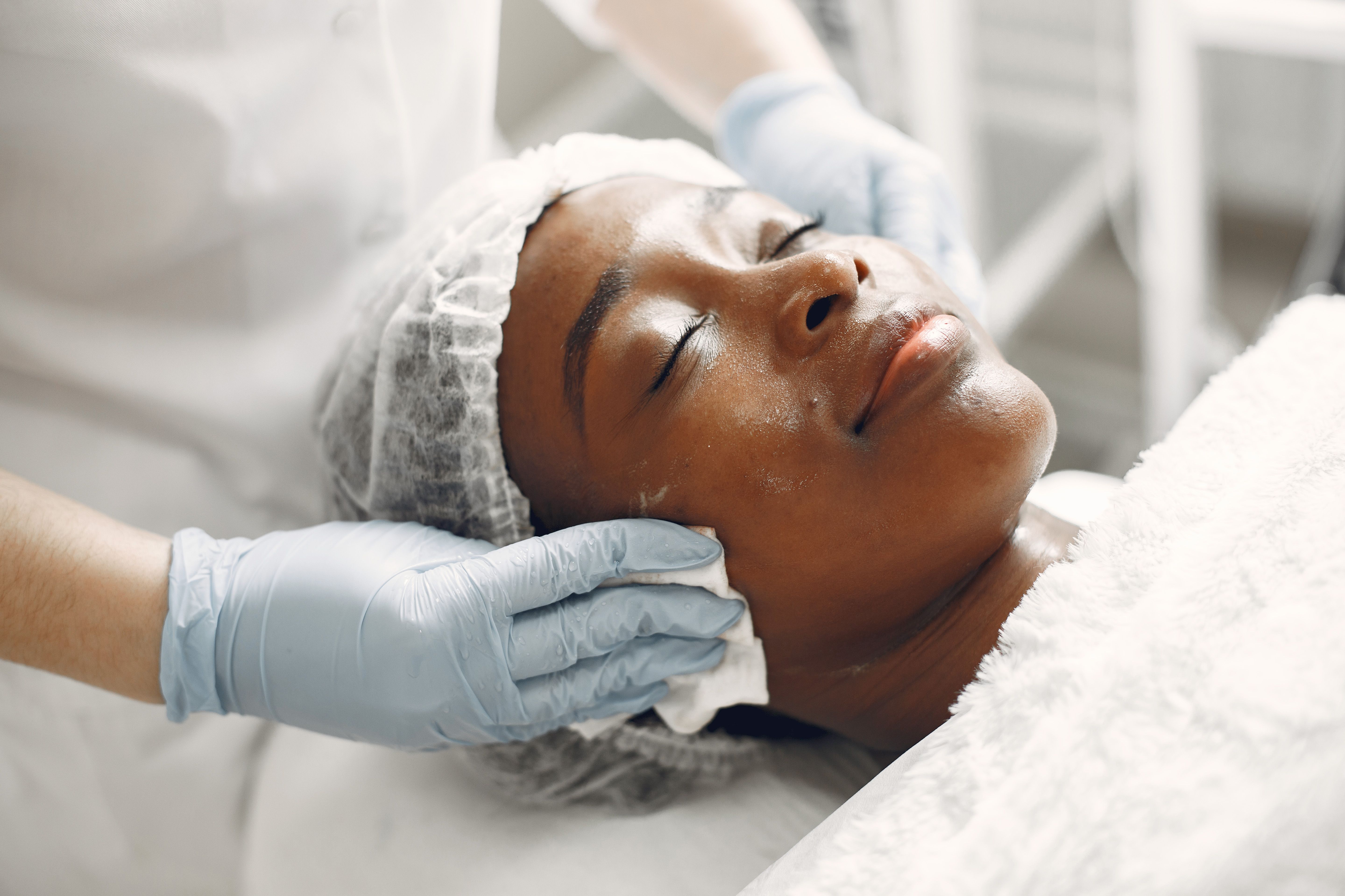 Zemit Dermeluxx HydroDiamond Facial in Houston