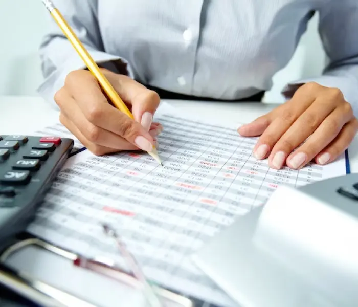 How to Make a Balance Sheet for Your Business? 8 Expert Tips
