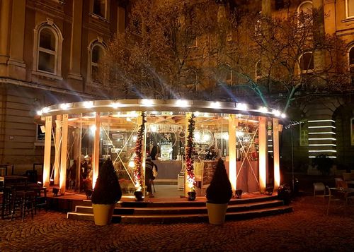 Hüttehangulat Budapest legszebb teraszán