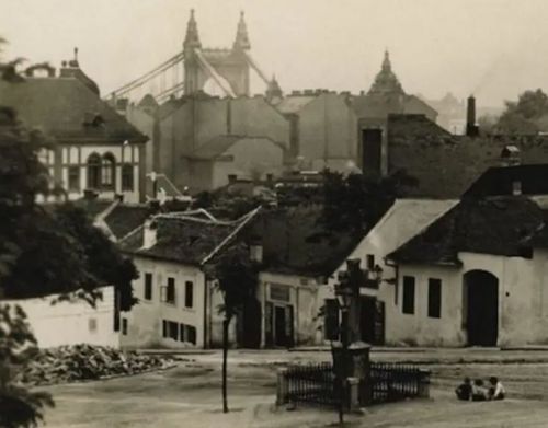 Különleges könyv jelent meg a Tabánról