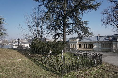 Török idők tanúi: sírkövek a Déli rondella alatt