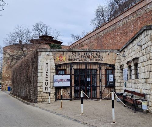 Volt, mikor 700 beteget is kezeltek a Budai Vár alatt lévő Sziklakórházban