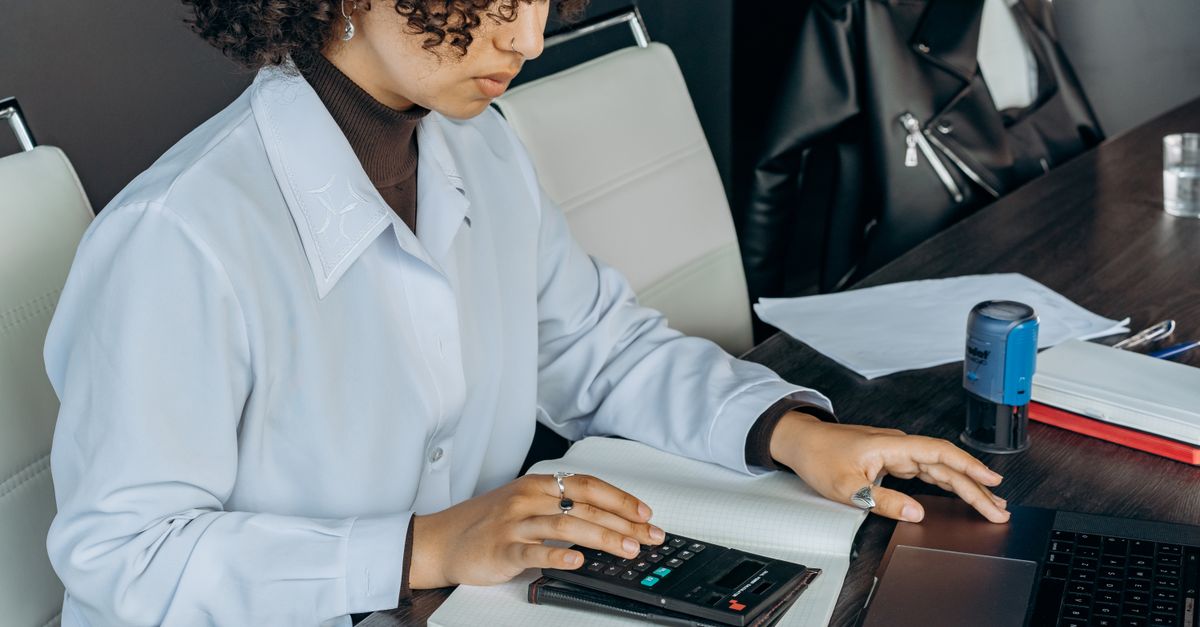 Bookkeeping for Clinics in the UAE: 2026 Buying Guide