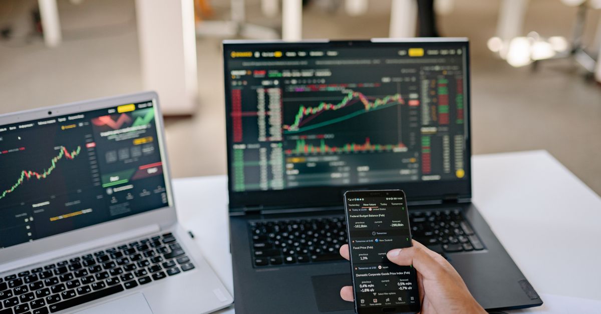 Business Banking Tools in the UAE for Startups and SMEs
