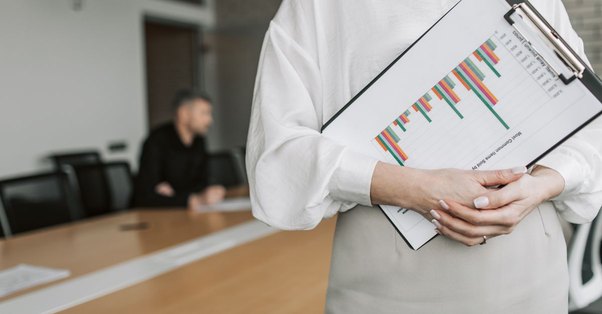 How Long Does Company Liquidation Take in the UAE? (2026)