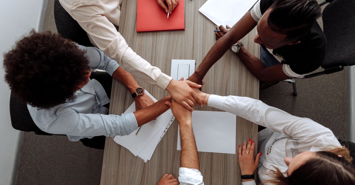 How Outsourcing Bookkeeping Helps Startups Scale