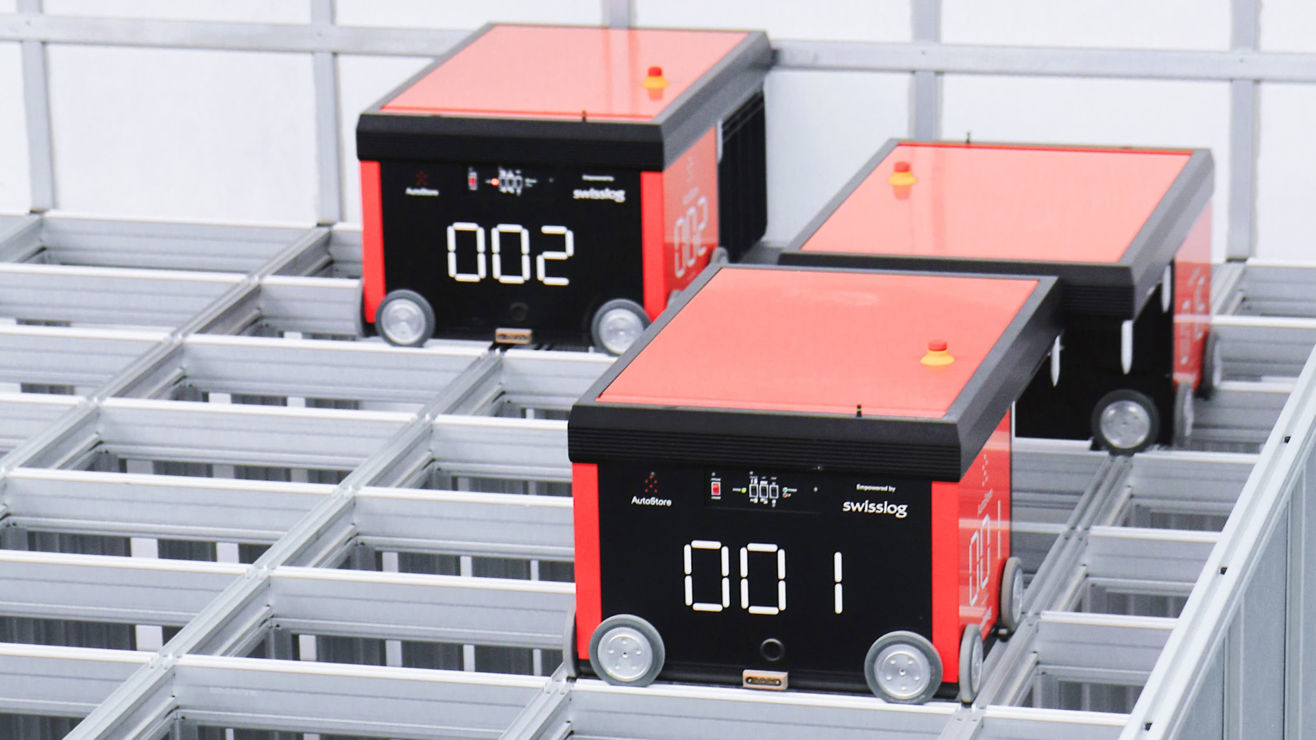 A red and black digital clock with the time 00:00 on it.