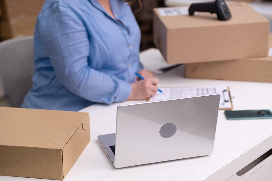 Moving from Self-Managed Fulfilment to Outsourced 3PL Services
