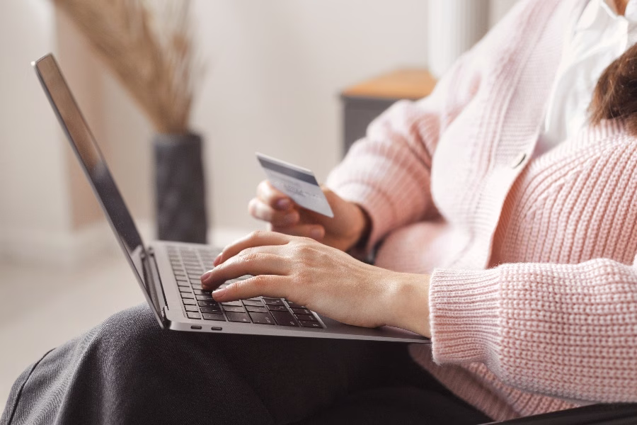 Increase average order value ecommerce by setting smart minimum order requirements.