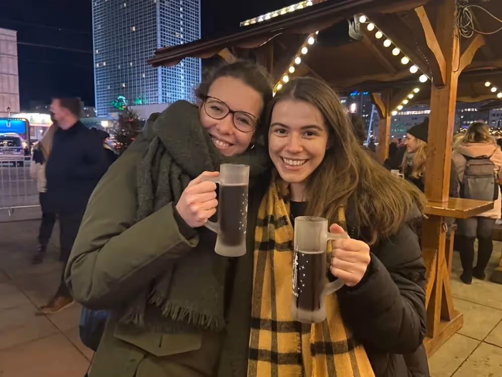 How to always find your people in a new place