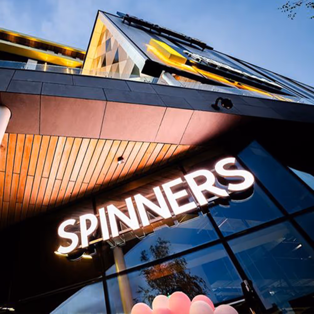 Spinners branding by Pasi