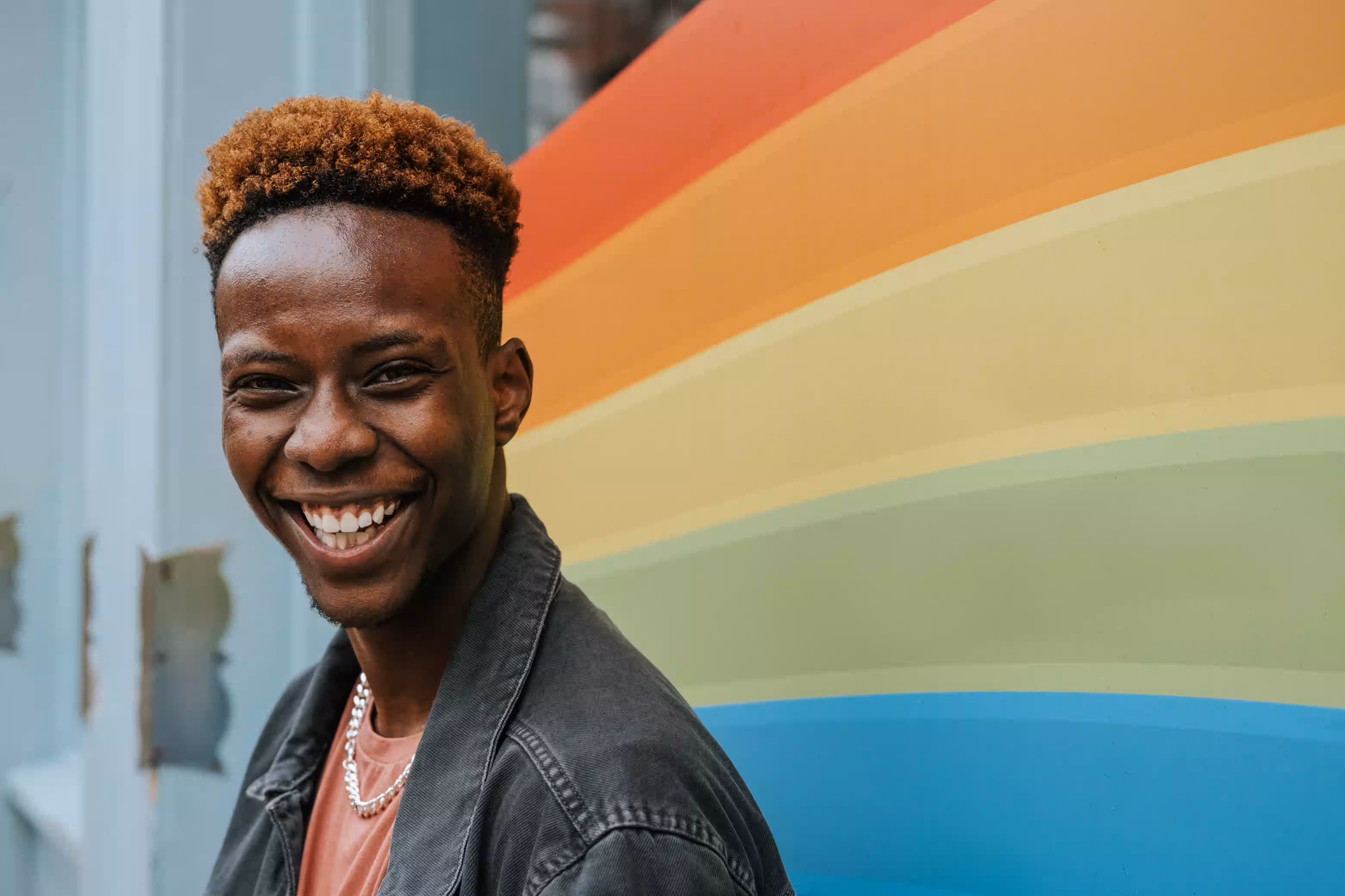 Blog post thumbnail: Display Pronouns in Email Signature - Gender pronouns and inclusive communication