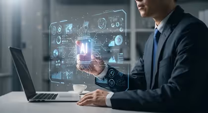 Profissional de negócios interagindo com holograma digital de IA.