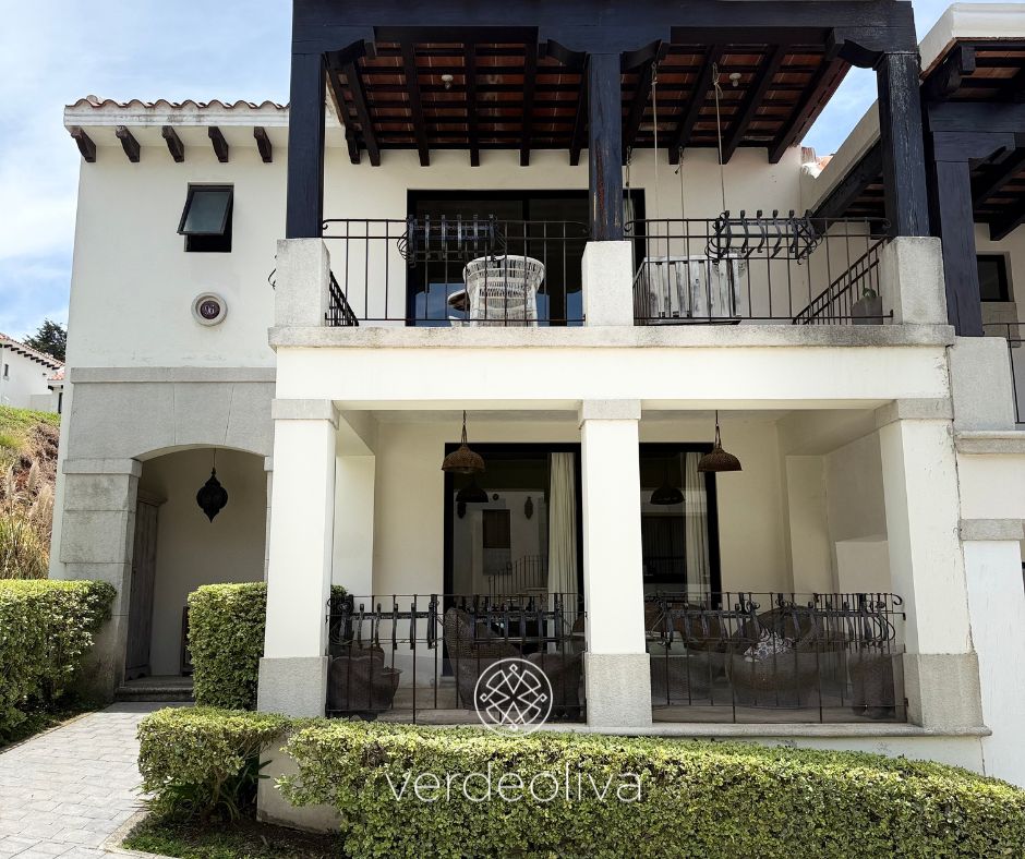 Casa en renta de 3 habitaciones en condominio Lazos de Fraijanes