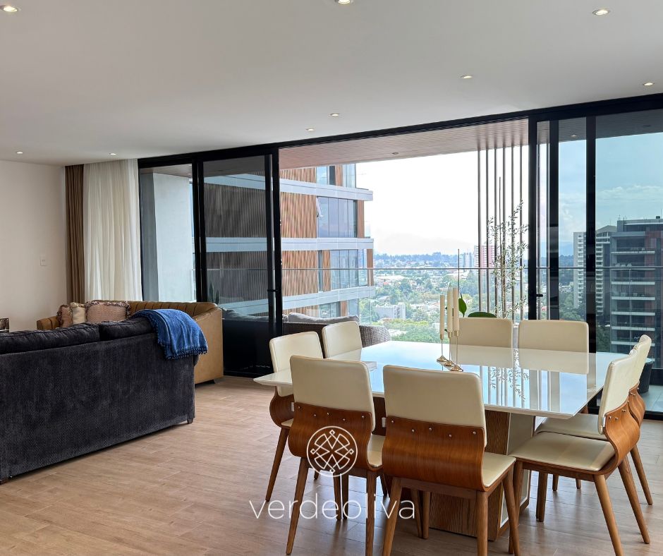 Apartamento en venta en edificio Gaura VHI zona 15.