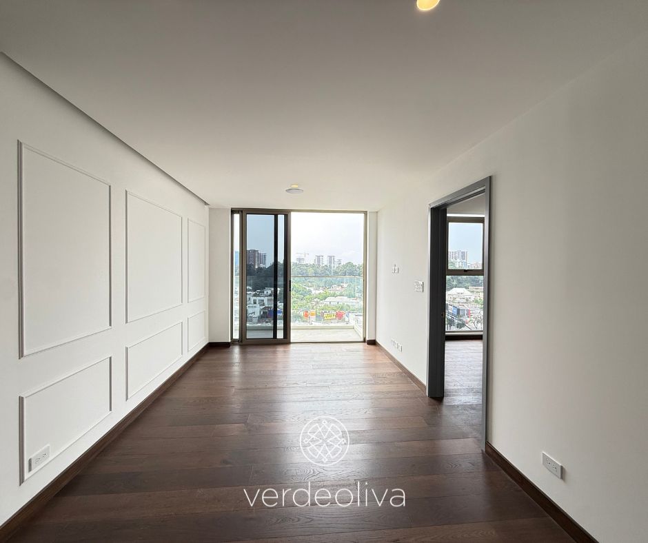 Apartamento de 3 habitaciones en renta en edificio Athara zona 10