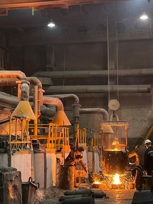 Петербургский завод прецизионных сплавов поздравляет с Днём металлурга!