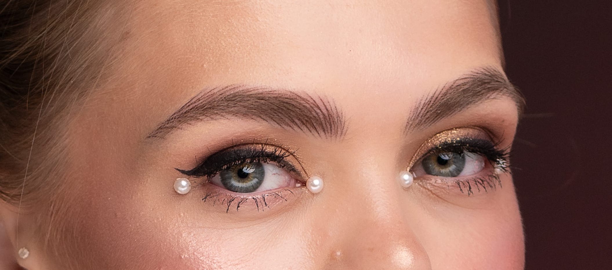 What is hyperrealism brows?