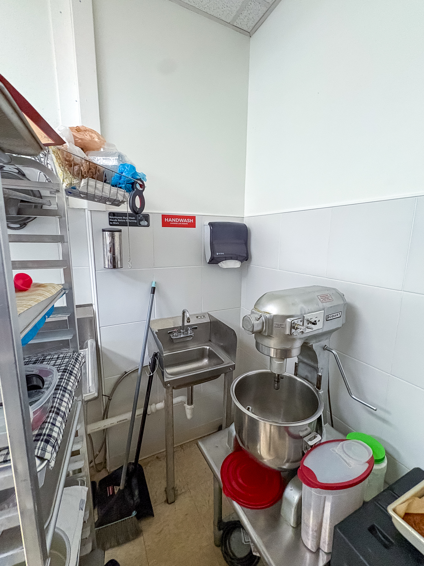 Displayed image from the thumbnail slider