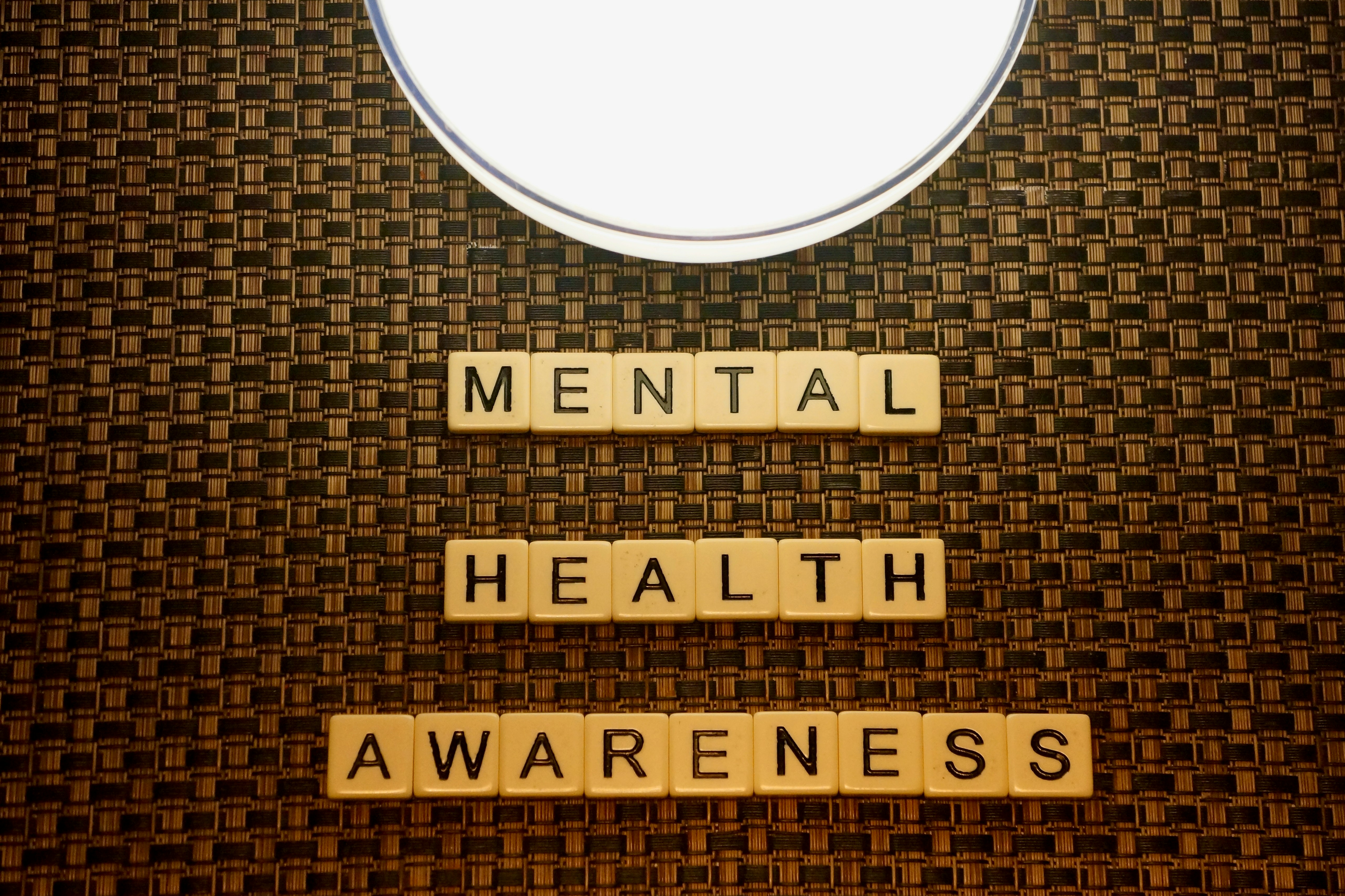 AI therapy with Mental Health Chatbots like Yuna Health