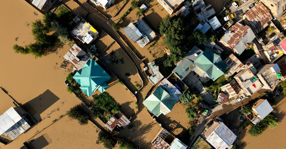 2025 felt like a year of tug-of-war for climate and sustainability: global forums produced pragmatic, if imperfect, outcomes; the EU moved to simplify the scope of corporate sustainability rules; and the US pushed fast in a more fossil-friendly direction while courts, investors and subnational actors pushed back. 