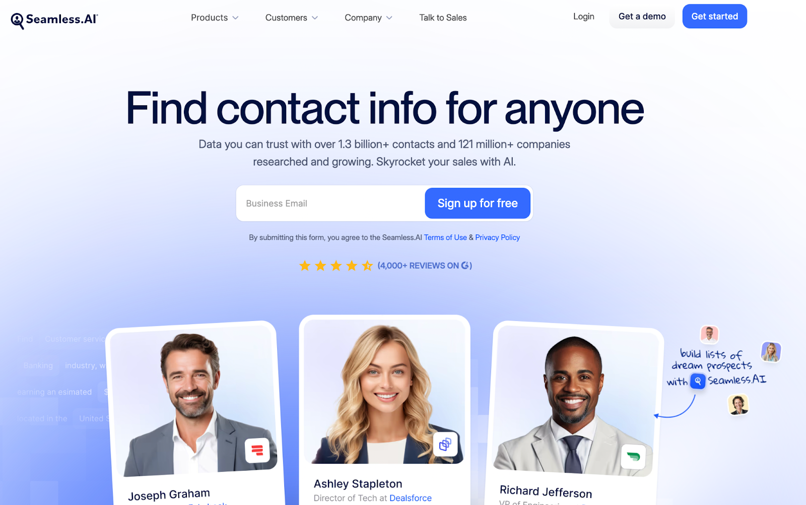 Page de recherche de contacts Seamless.AI avec des profils professionnels