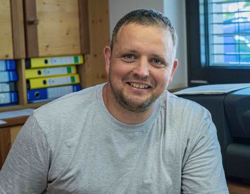 suedtirol obervinschgau spondinig vinschgau mitarbeiter bauunternehmen italien eyers laas bau team schoenthaler maurer schluderns