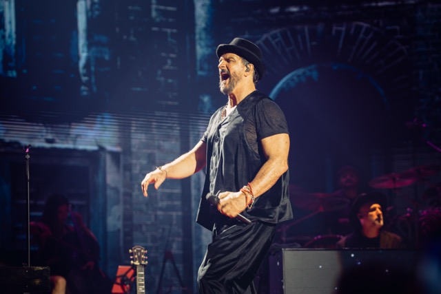 Ricardo Arjona Sells Out Double Night at Madison Square Garden on "Lo que el Seco no dijo" Tour