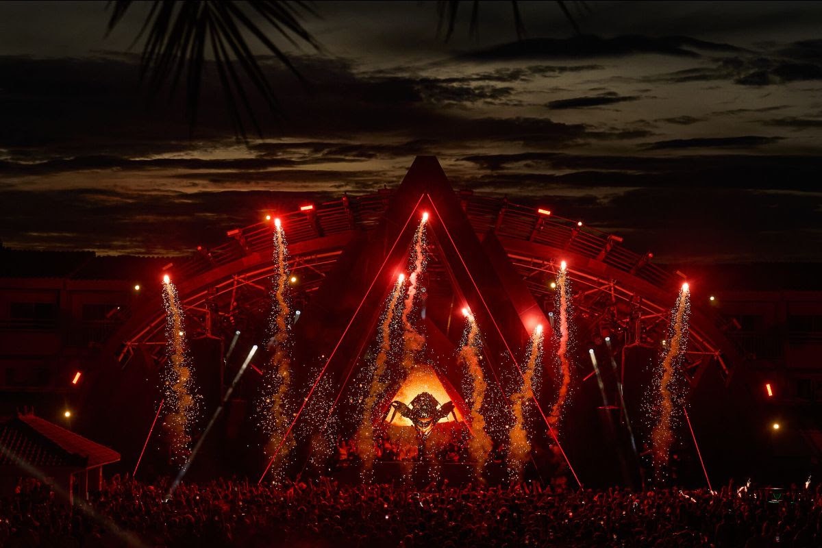Ushuaïa Ibiza Prepares for Epic Season Finale with "THE LAST dANTS"