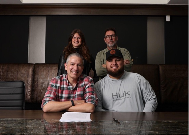 Kanaan Brock Signs With 10th Street Entertainment: A New Star in Nashville