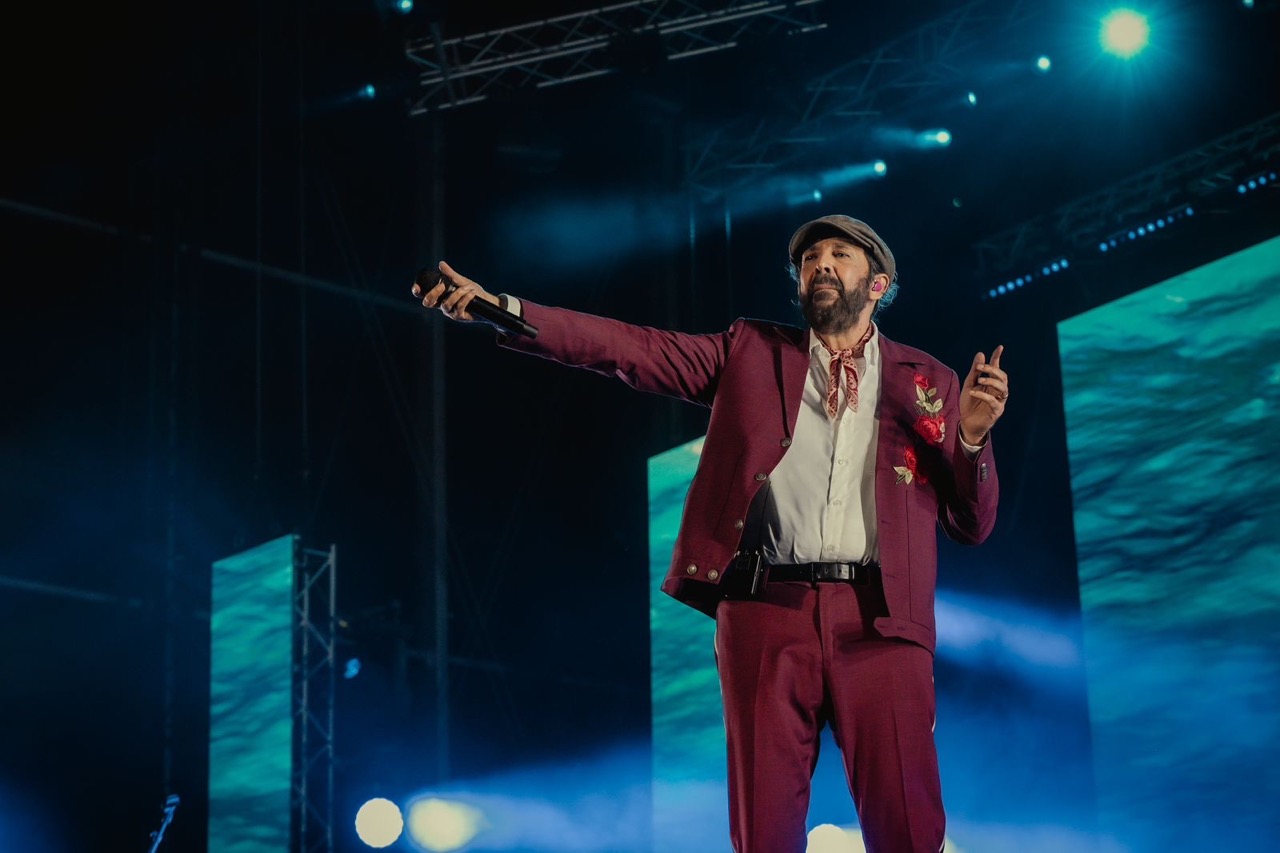 "Entre Mar y Palmeras" Tour: A Triumph in Santo Domingo