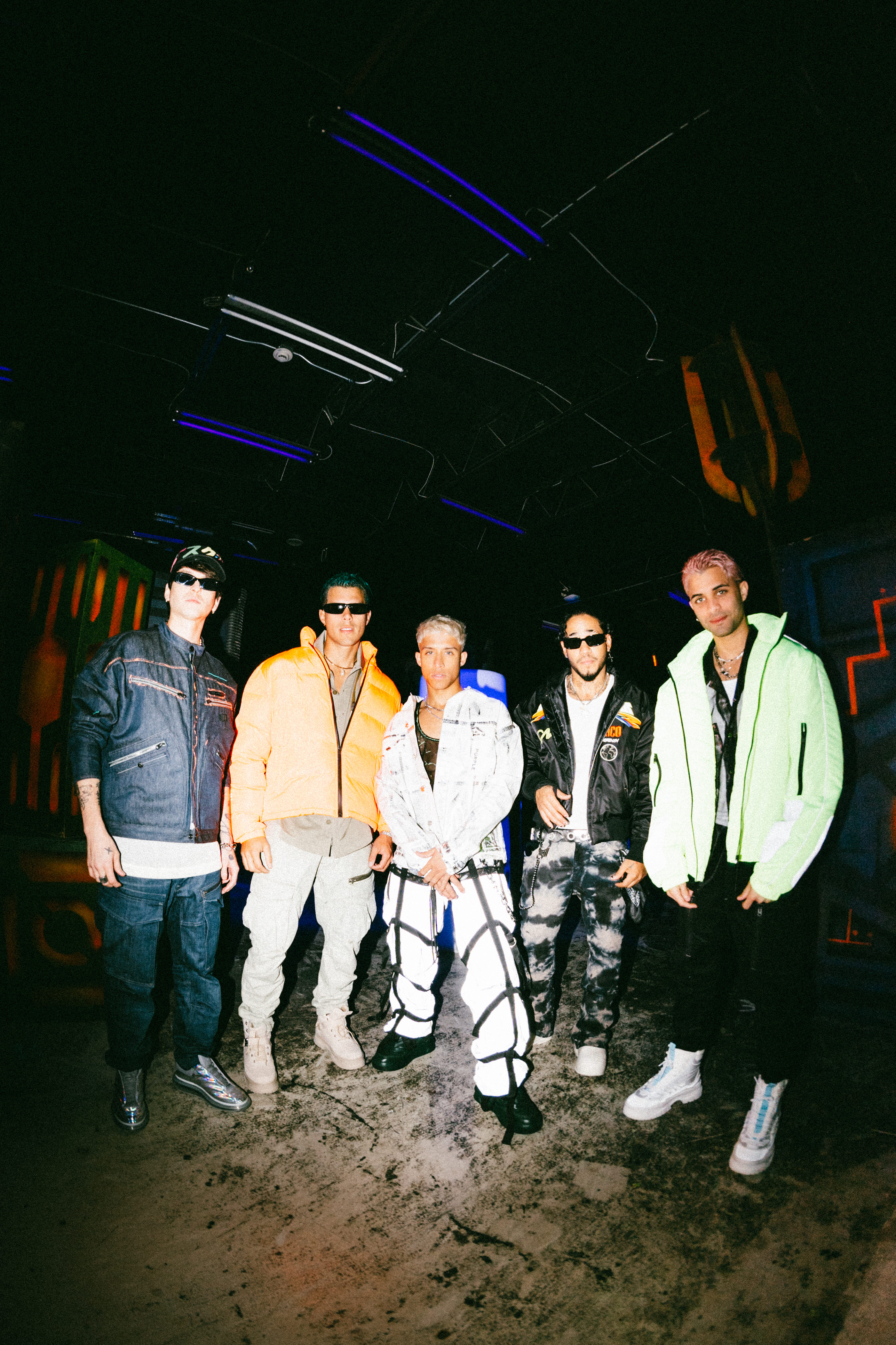 Aron Luix Teams Up with CNCO for His Latest Single "Tu Me Elevas"