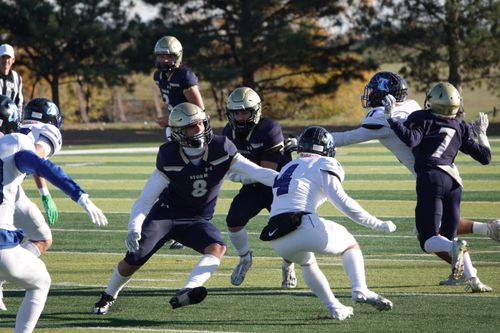 Storm roll past Titans and into quarterfinals