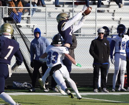 Storm roll past Titans and into quarterfinals