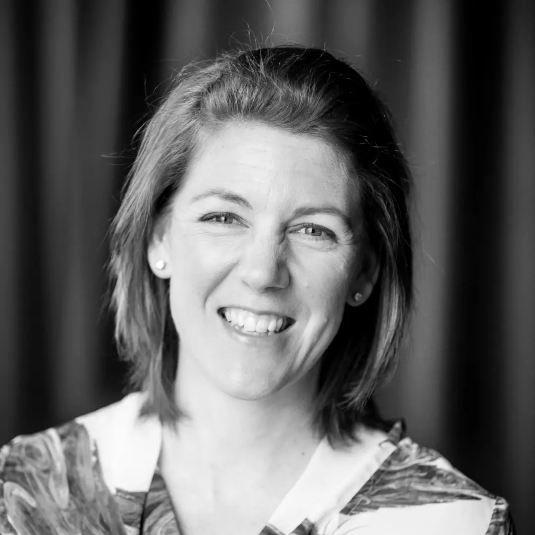 Dr Ellen Joan  Ford
