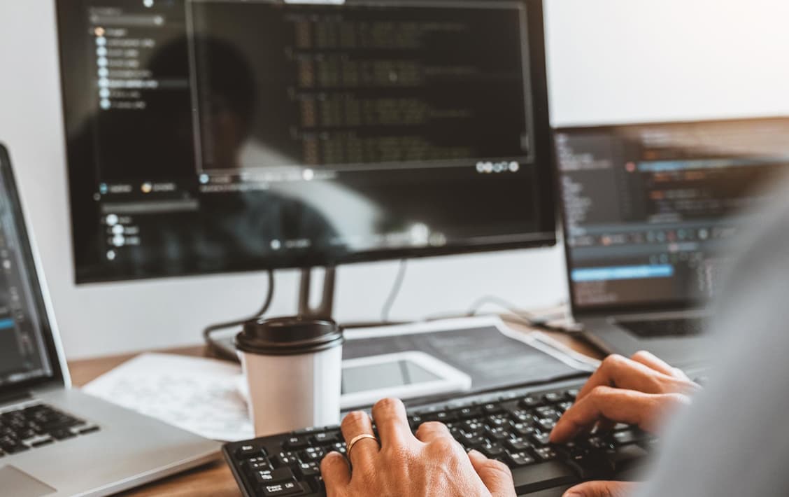 POS software integration with APIs and third-party systems for payments, inventory and enterprise workflows